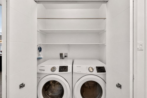 Salle de lavage - 103-425 Av. De La Belle-Dame, La Prairie, QC 