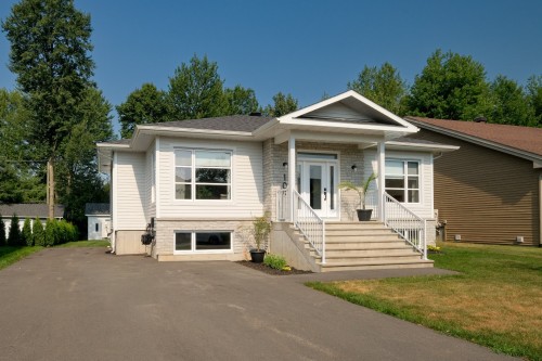 Façade - 109 Rue Guillotte, Cowansville, QC 