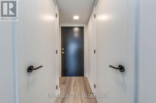 415 - 5 LAKEVIEW AVENUE , Toronto, Ontario M6J 0H3 4