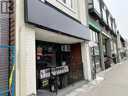599 BLOOR STREET W Toronto, ON M6G 1K5