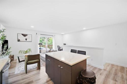 Upper 2 bed 1 bath suite - 583 Cote Street, Winnipeg, MB 