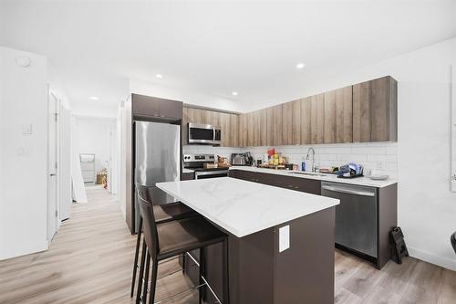 Upper 2 bed 1 bath suite - 583 Cote Street, Winnipeg, MB 