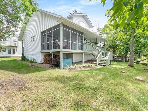 9 Pine Street, St Clements, MB 