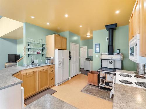 9 Pine Street, St Clements, MB 