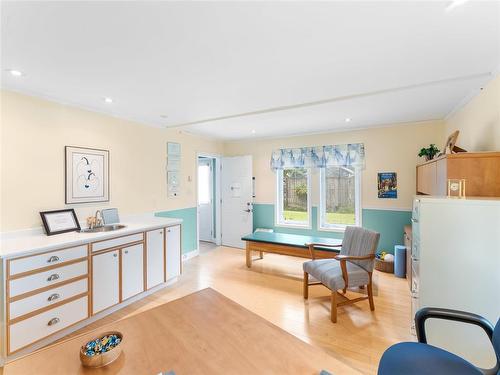 Second suite - 9 Pine Street, St Clements, MB 