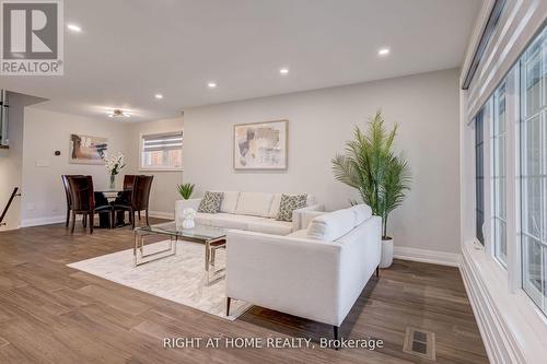 260 Louis Drive, Mississauga, ON 