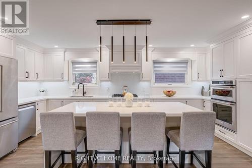 260 Louis Drive, Mississauga, ON 