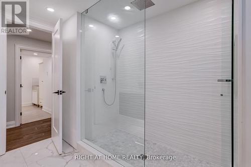 260 Louis Drive, Mississauga, ON 