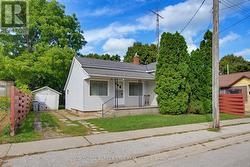 14 WASHINGTON STREET Lambton Shores (Forest), ON N0N 1J0