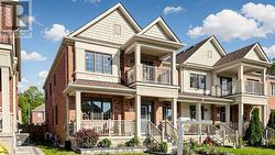 11 CARRATUCK STREET East Gwillimbury, ON L9N 0S5
