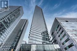 2009 - 832 BAY STREET Toronto, ON M5S 1Z6