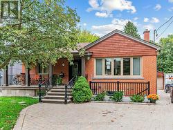 MAIN - 9 WESTBANK CRESCENT Toronto, ON M9P 1S4
