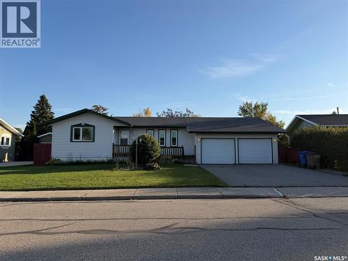 305 Churchill DRIVE  Melfort, SK S0E 1A0