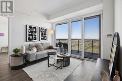 2306 - 105 ONEIDA CRESCENT Richmond Hill, ON L4B 0H6