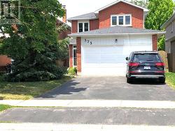 375 PICKERING CRESCENT Newmarket, ON L3Y 8G8