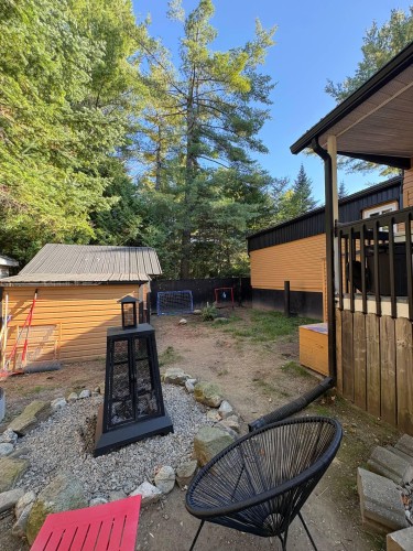 Cour - 4500 Rue Paré, Rawdon, QC 