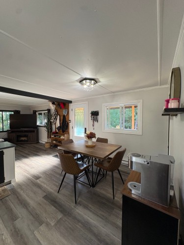 Salle à manger - 4500 Rue Paré, Rawdon, QC 