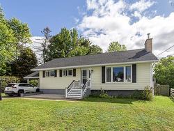 2 McKenzie Drive Middleton, NS B0S 1P0