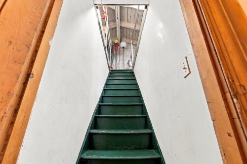 Escalier - 1031  - 1033 Rue St-Hubert, Montréal (Ville-Marie), QC 