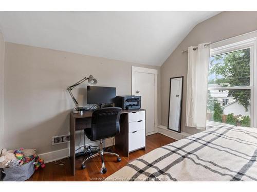 2457 Turner, Windsor, ON 