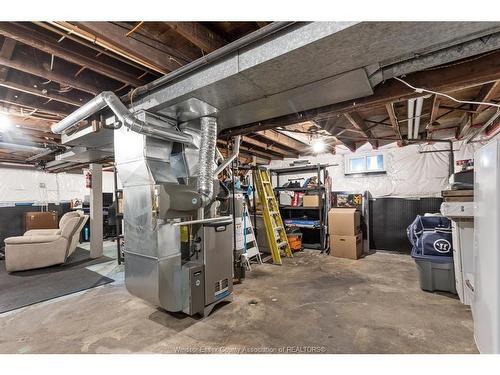 2457 Turner, Windsor, ON 