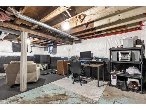 2457 Turner, Windsor, ON 