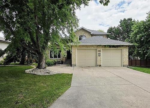 106 River Dr, Selkirk, MB 