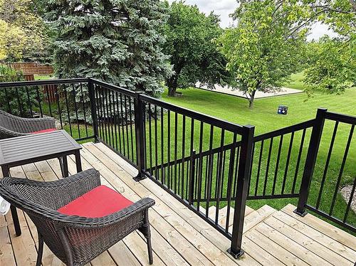 106 River Dr, Selkirk, MB 