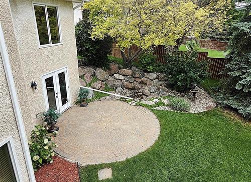 106 River Dr, Selkirk, MB 