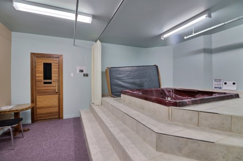 Spa - 304-1923 Rue Des Hiboux, Saguenay (Chicoutimi), QC 