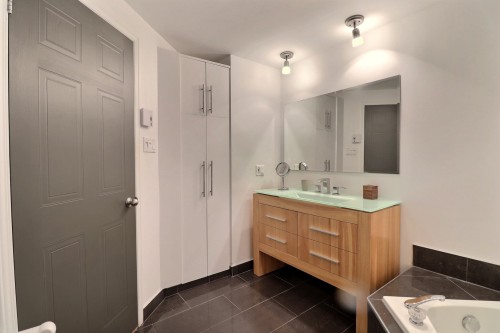Salle de bains - 304-1923 Rue Des Hiboux, Saguenay (Chicoutimi), QC 