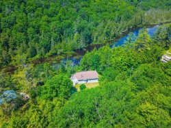 273 Ch. de la Colonie Val-Des-Monts, QC J8N 4A4