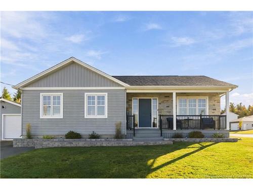 11 Joanne St, Dieppe, NB 
