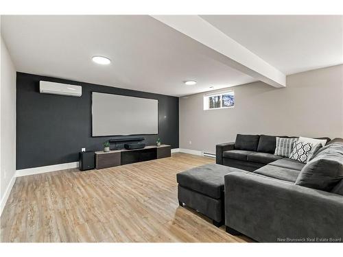 11 Joanne St, Dieppe, NB 