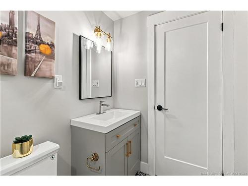 11 Joanne St, Dieppe, NB 