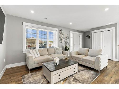 11 Joanne St, Dieppe, NB 