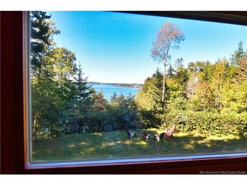 389 Bunker Hill Rd, Wilsons Beach, NB 