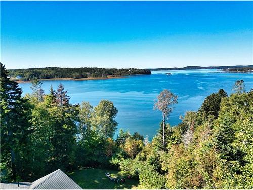 389 Bunker Hill Rd, Wilsons Beach, NB 