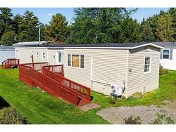 60 Midway Moncton, NB E1E 4L2