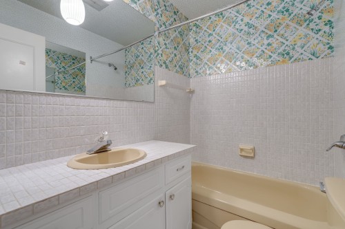 Salle de bains - 8375 Av. Trudelle, Québec (Charlesbourg), QC 
