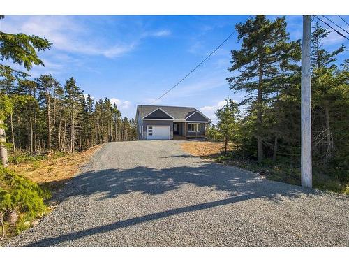 42 Windgap Road, Torbay, NL 