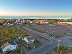 116 Brydges  Pointe-Du-Chêne, NB E4P 3Z4