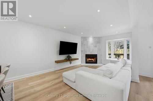 8 - 500 Silverthorne Crescent, Mississauga, ON 