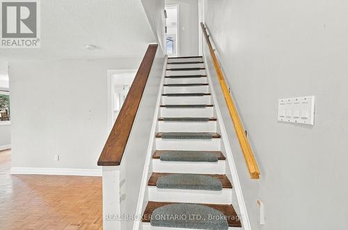 60 Tybalt Crescent, Ottawa, ON 
