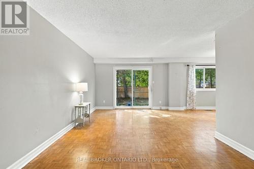 60 Tybalt Crescent, Ottawa, ON 