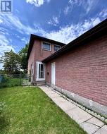54 TIFFANY CRESCENT Markham, ON L3R 3V1