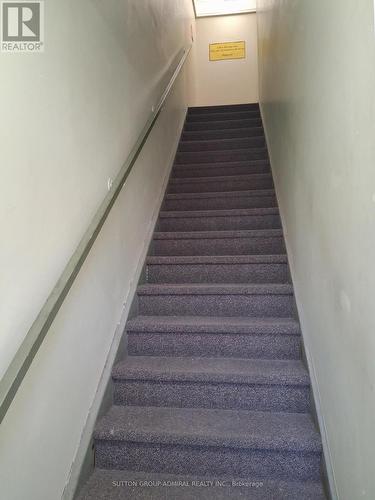 8 - 2355 Derry Road E, Mississauga, ON 