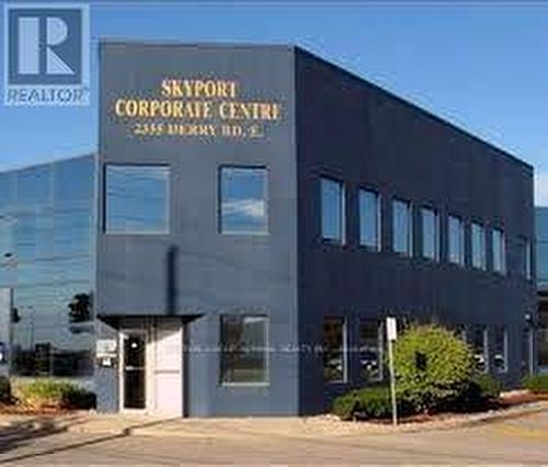 8 - 2355 Derry Road E, Mississauga, ON 