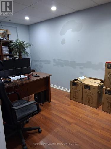 8 - 2355 Derry Road E, Mississauga, ON 