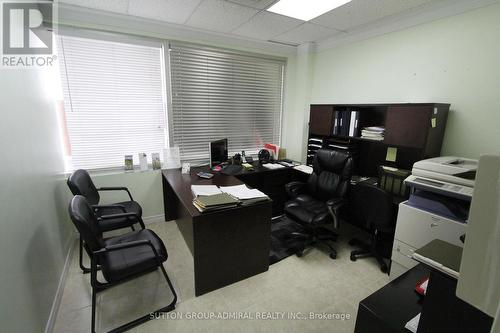 8 - 2355 Derry Road E, Mississauga, ON 
